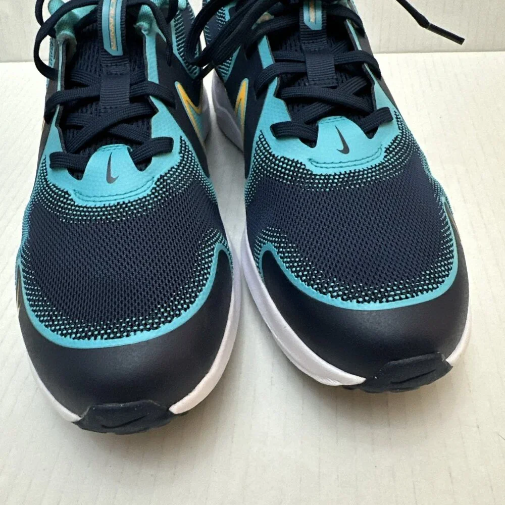 Nike Cosmic Runner Sneaker Size 7Y Womens 9 Midnight Navy HM4402-406 Teens Shoes